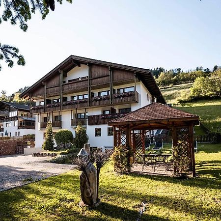 Raschoetzhof Funes  Bagian luar foto