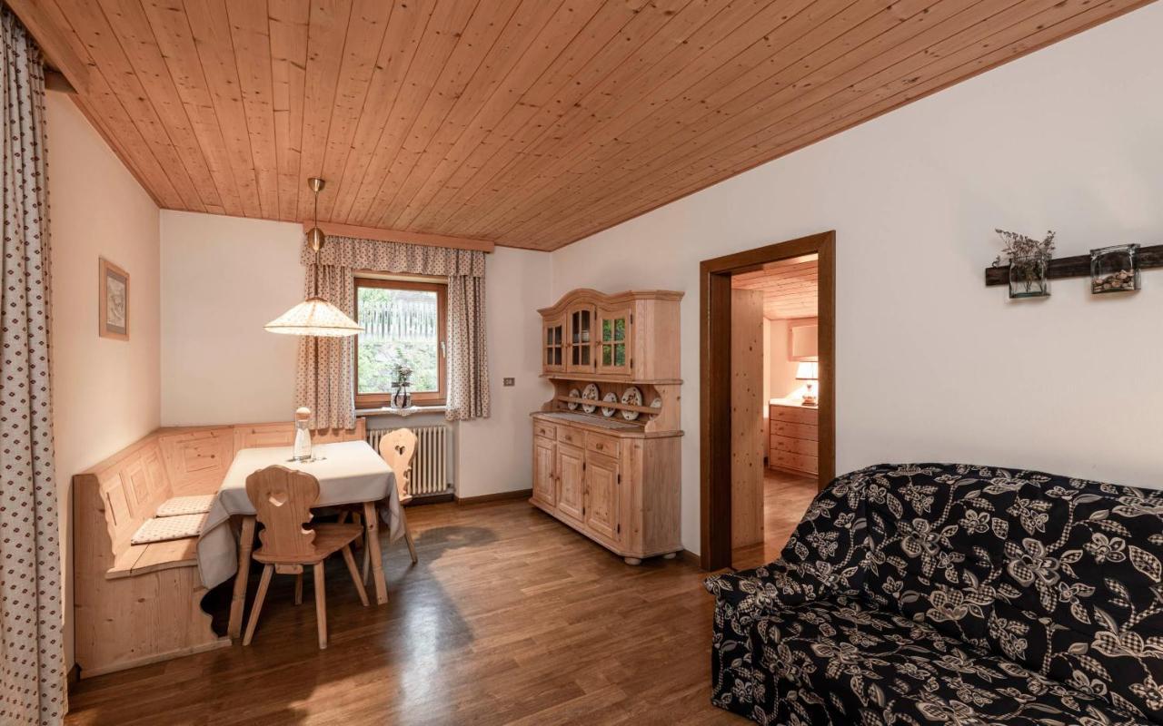 Raschoetzhof Funes  Bagian luar foto