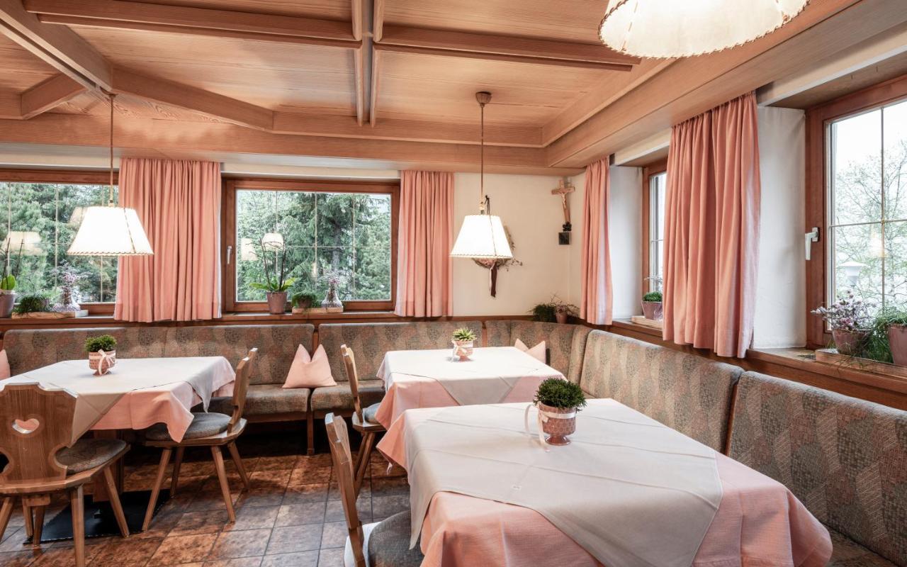 Raschoetzhof Funes  Bagian luar foto