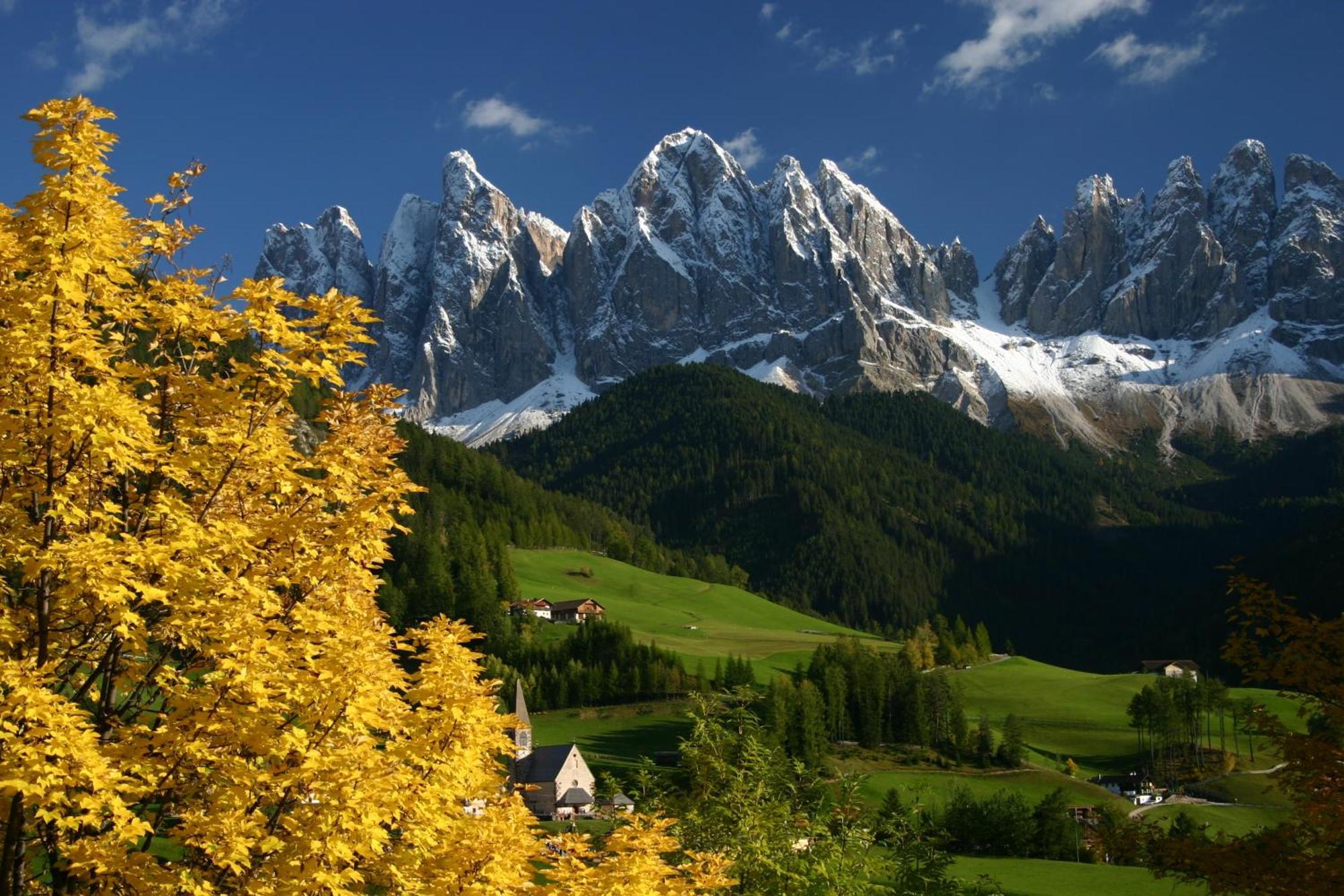 Raschoetzhof Funes  Bagian luar foto