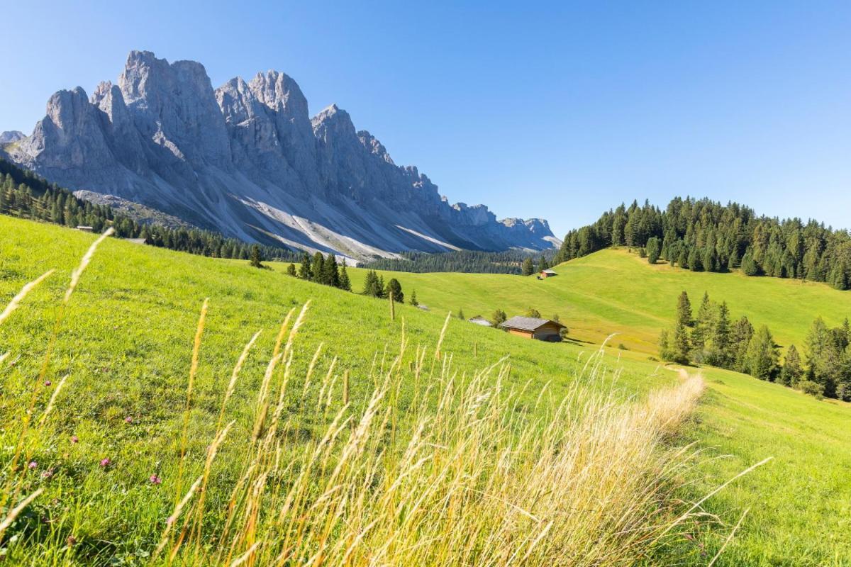 Raschoetzhof Funes  Bagian luar foto