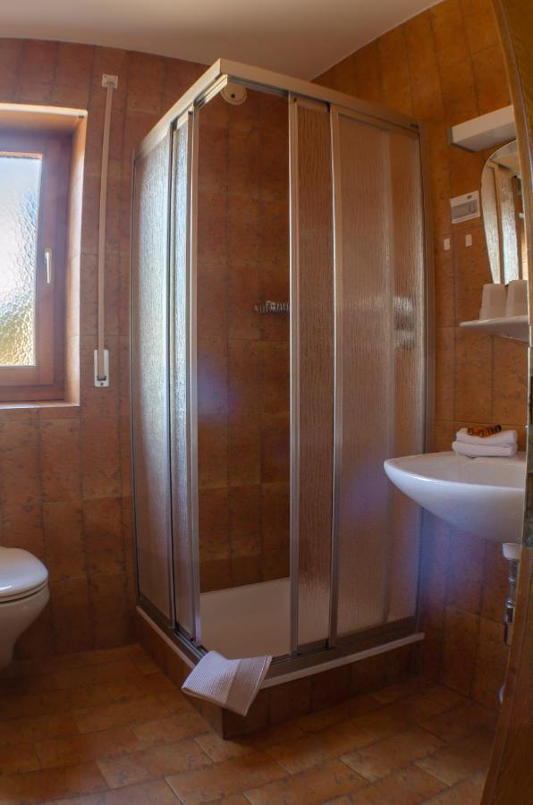 Raschoetzhof Funes  Bagian luar foto